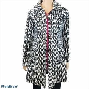 Hatley Women's Geometric Blue/ White Trench Coat